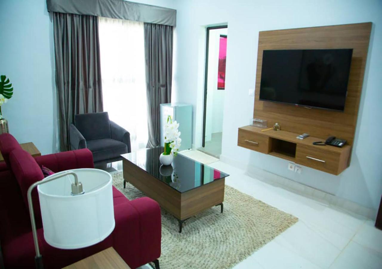 Onyx Hotel Yamoussoukro Exterior foto