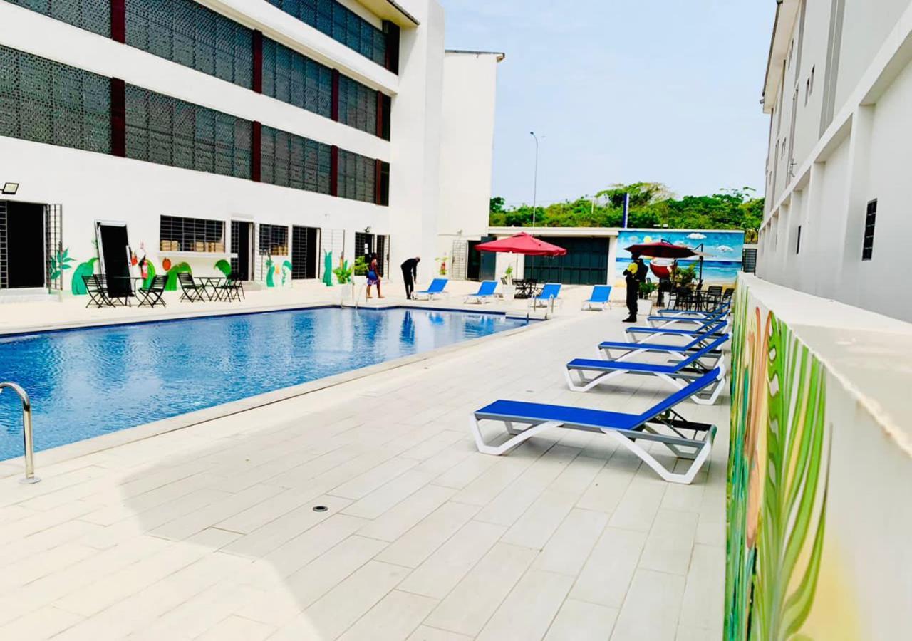 Onyx Hotel Yamoussoukro Exterior foto